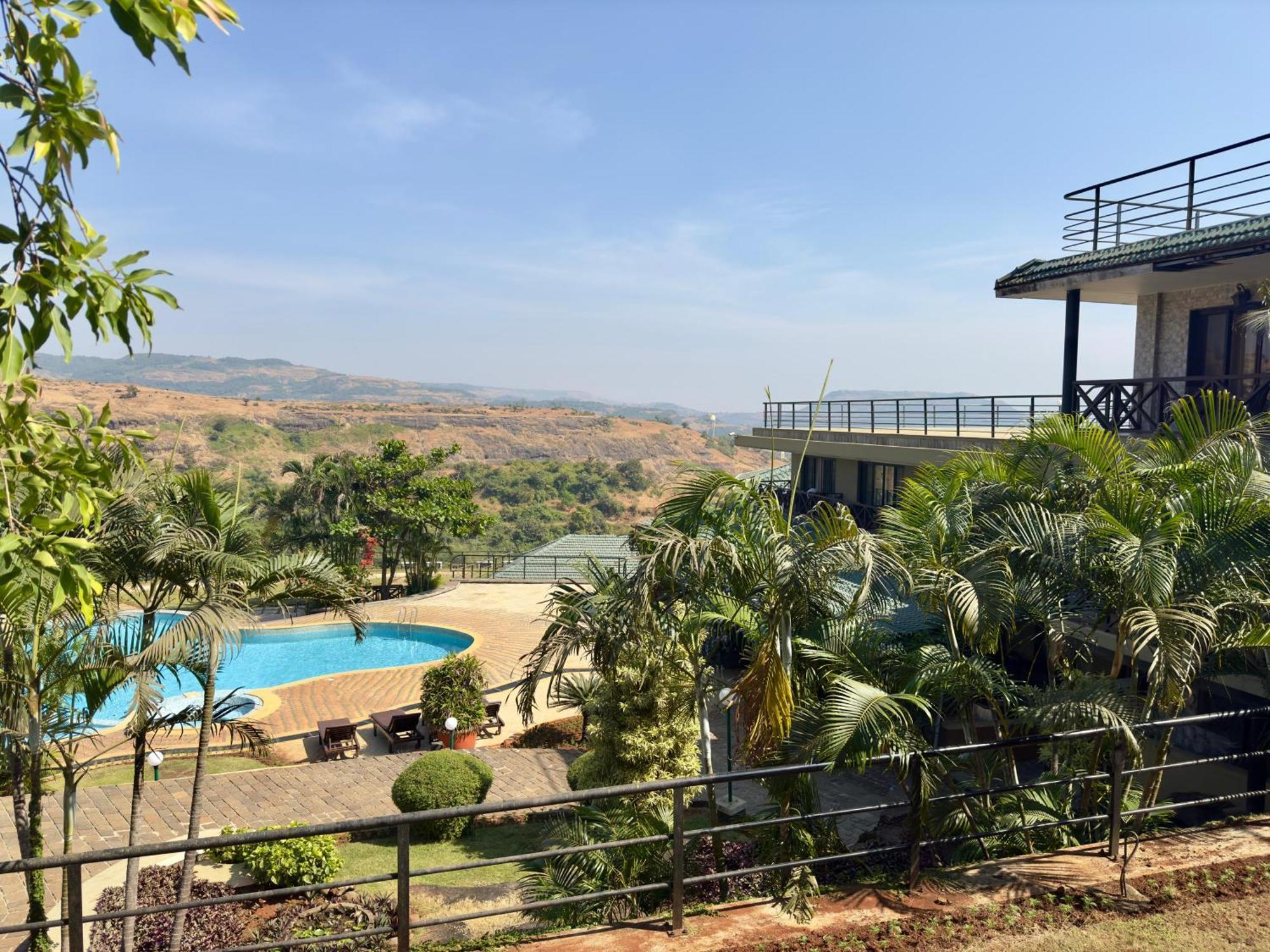 Upper Deck Resort Lonavla Exterior foto