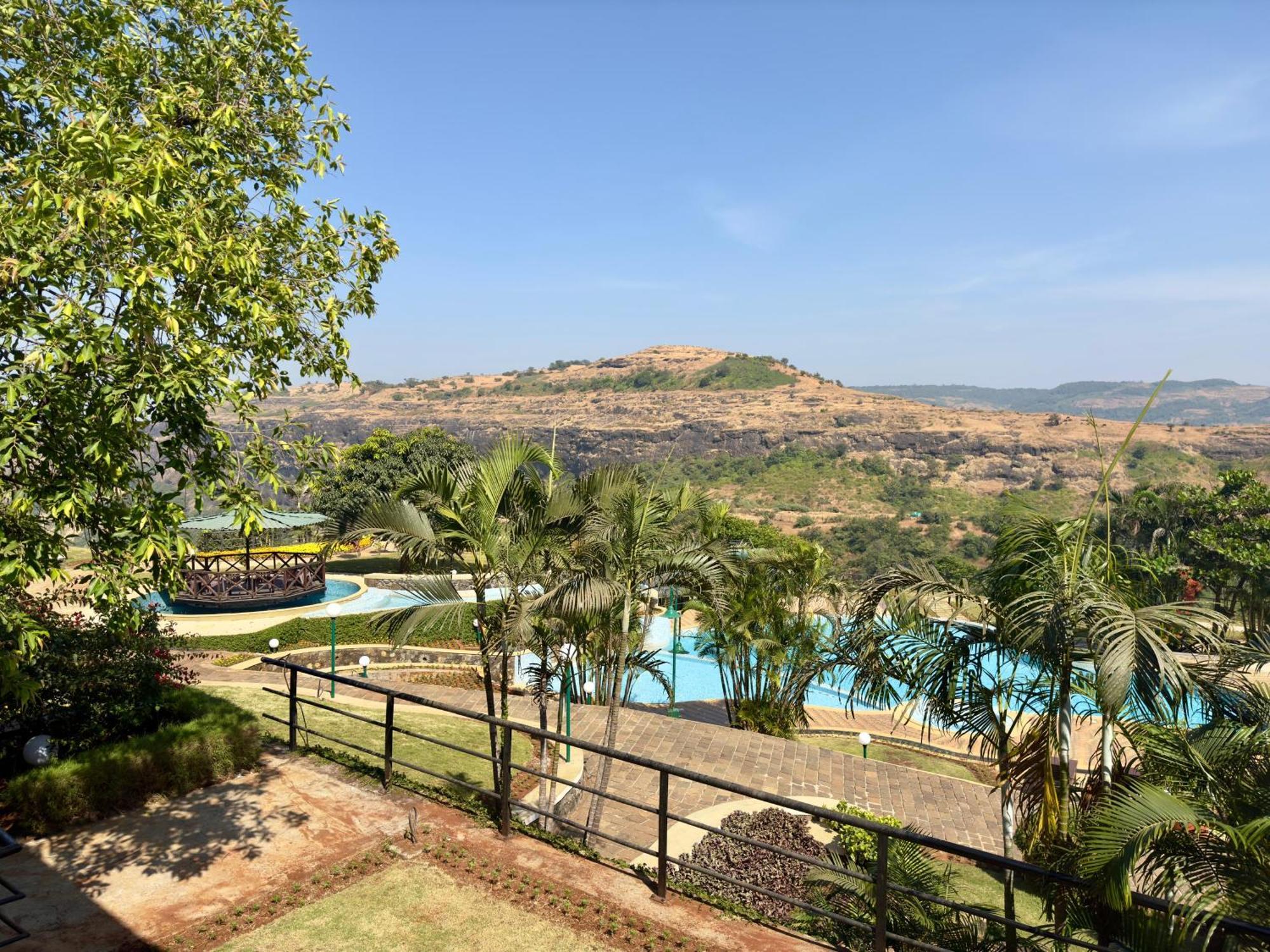 Upper Deck Resort Lonavla Exterior foto