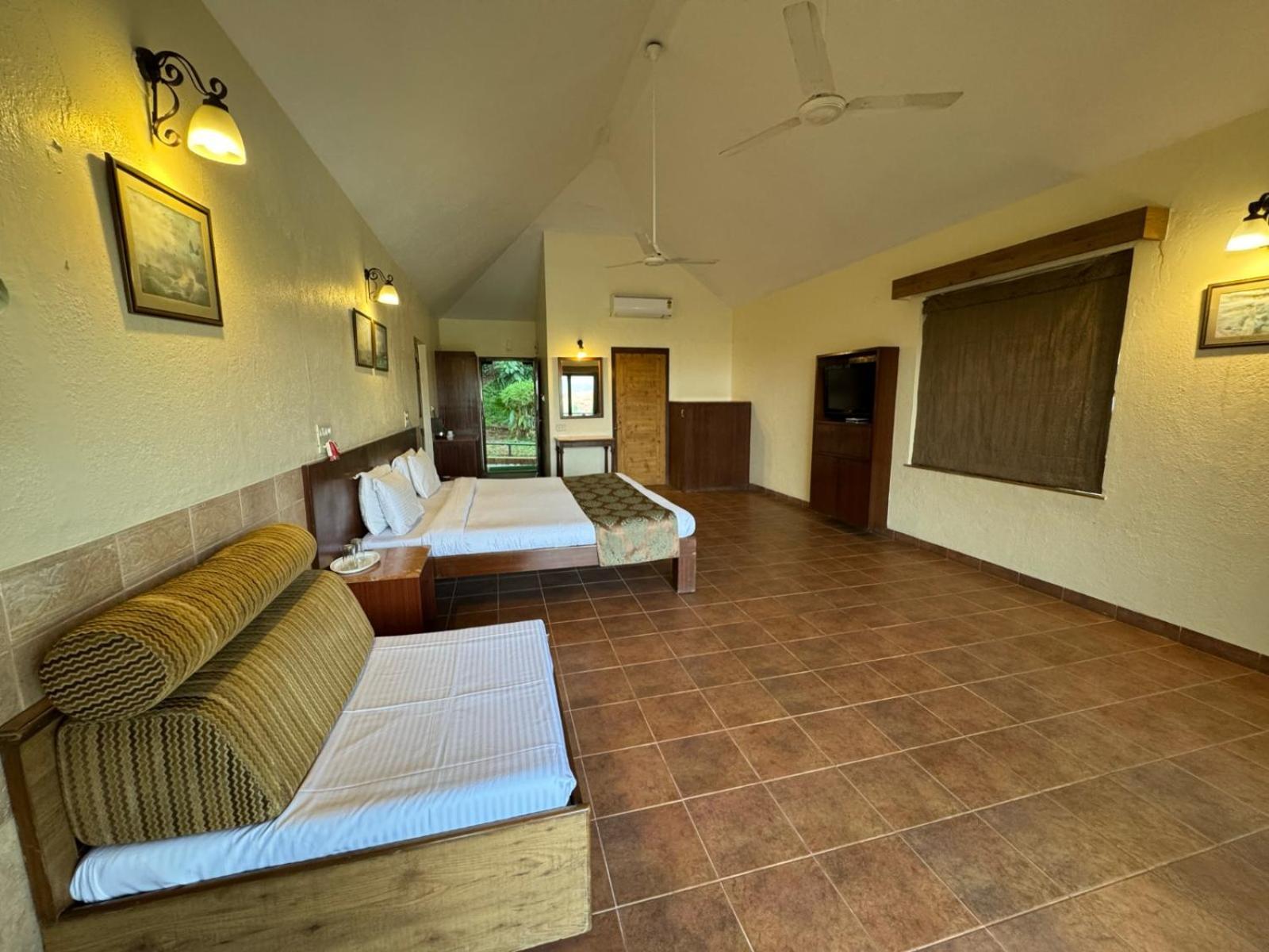 Upper Deck Resort Lonavla Exterior foto