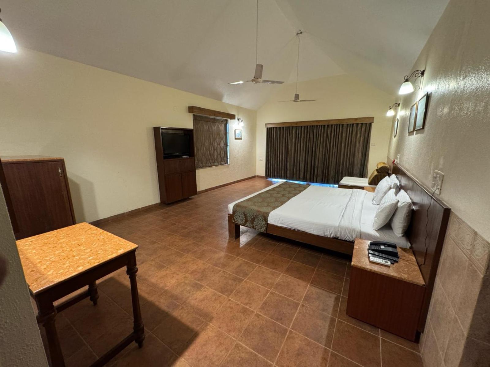 Upper Deck Resort Lonavla Exterior foto