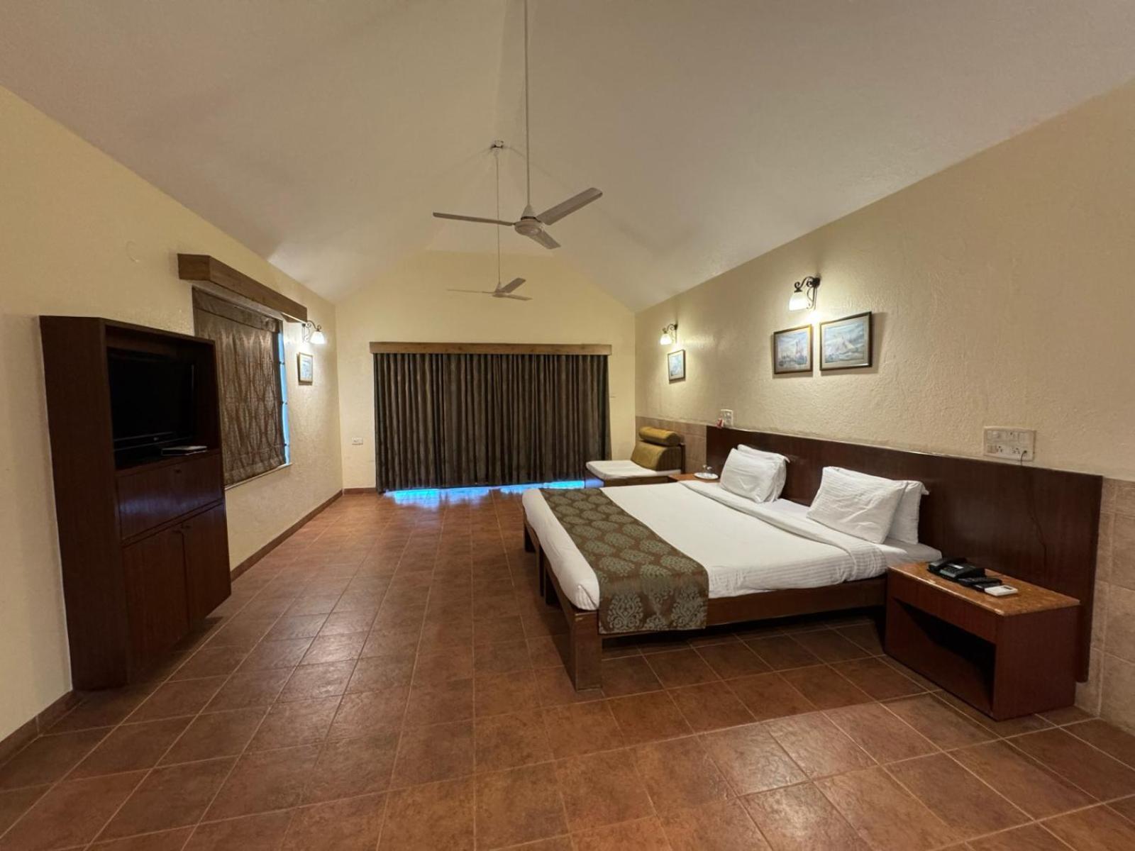 Upper Deck Resort Lonavla Exterior foto