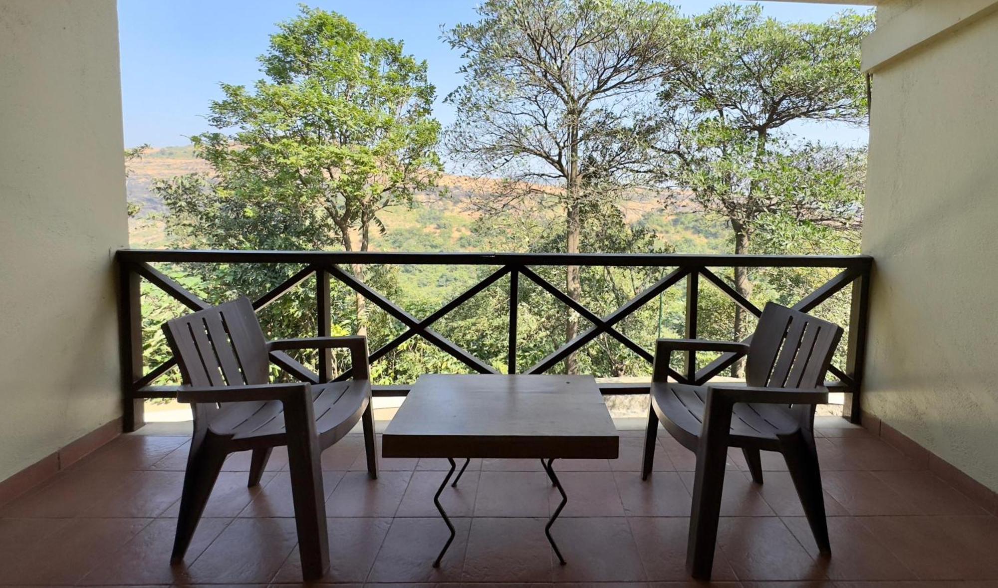 Upper Deck Resort Lonavla Exterior foto