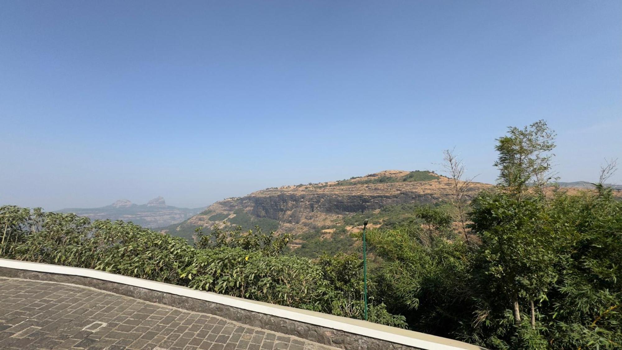 Upper Deck Resort Lonavla Exterior foto