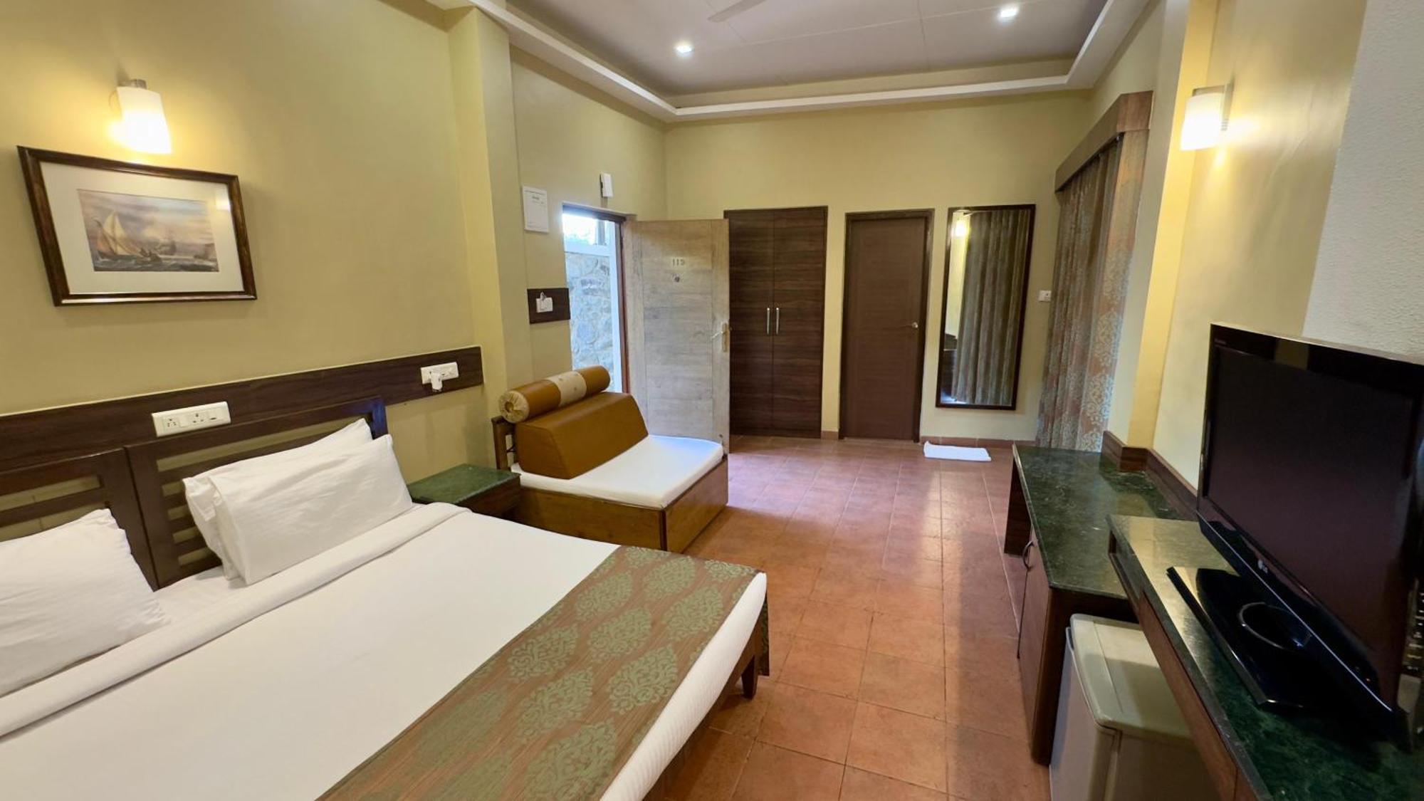Upper Deck Resort Lonavla Exterior foto