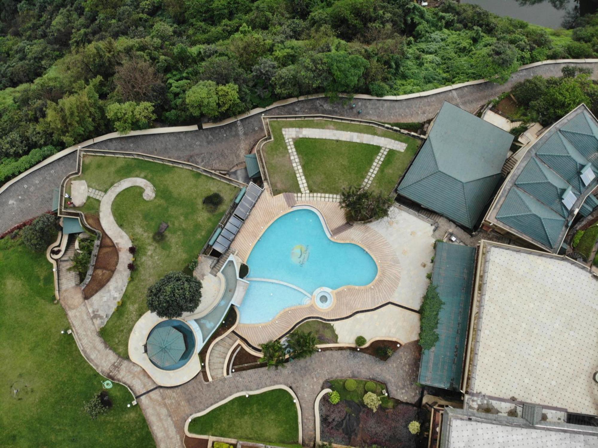 Upper Deck Resort Lonavla Exterior foto