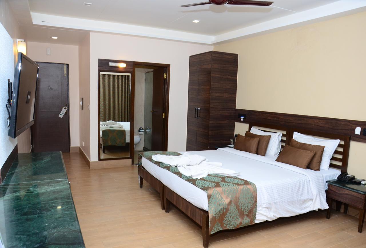 Upper Deck Resort Lonavla Exterior foto