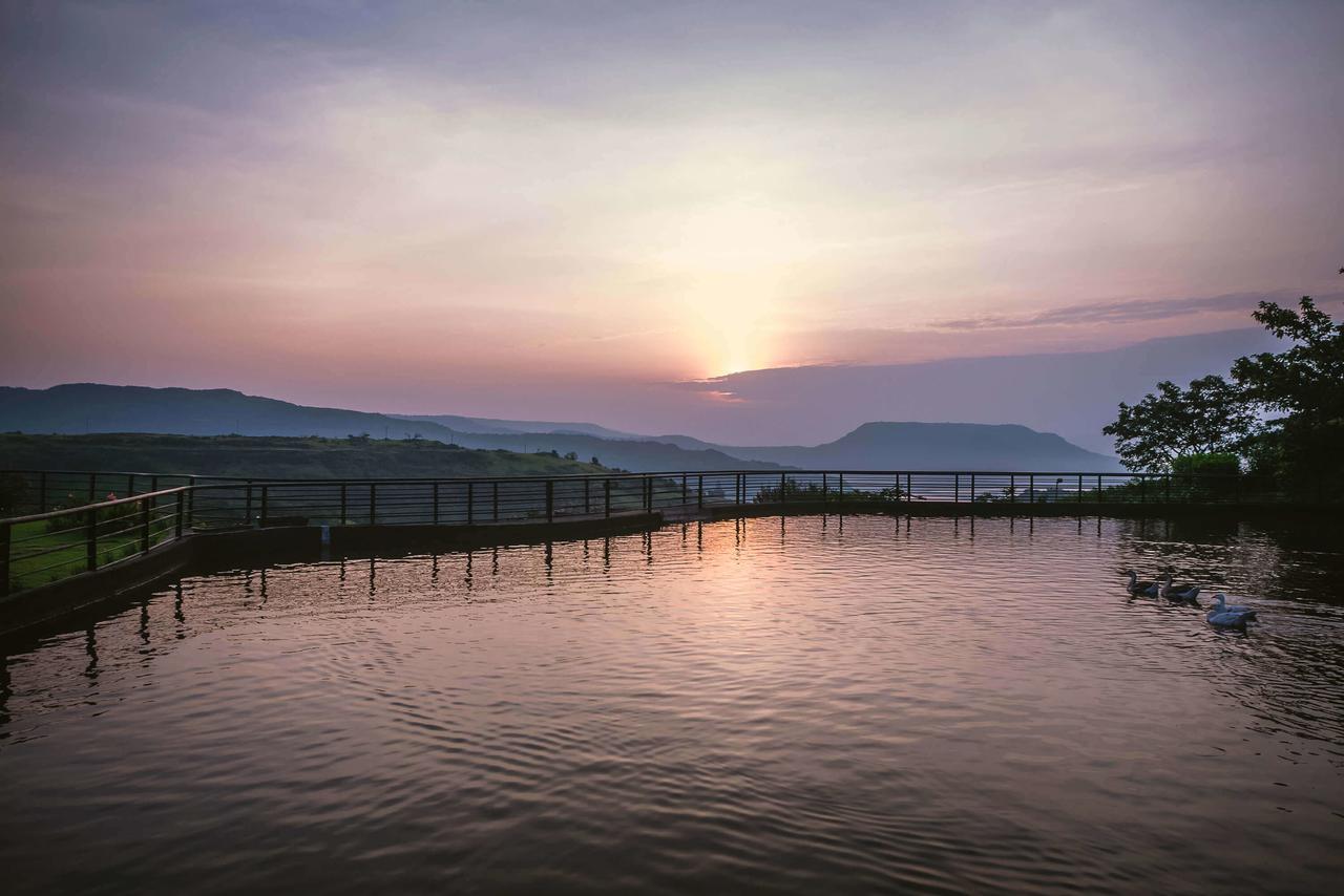 Upper Deck Resort Lonavla Exterior foto